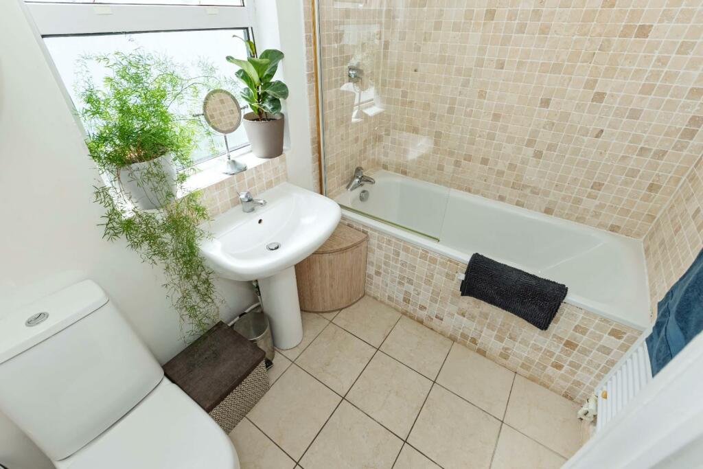 Additional image 11 of Victoria Road, Shoreham-By-Sea