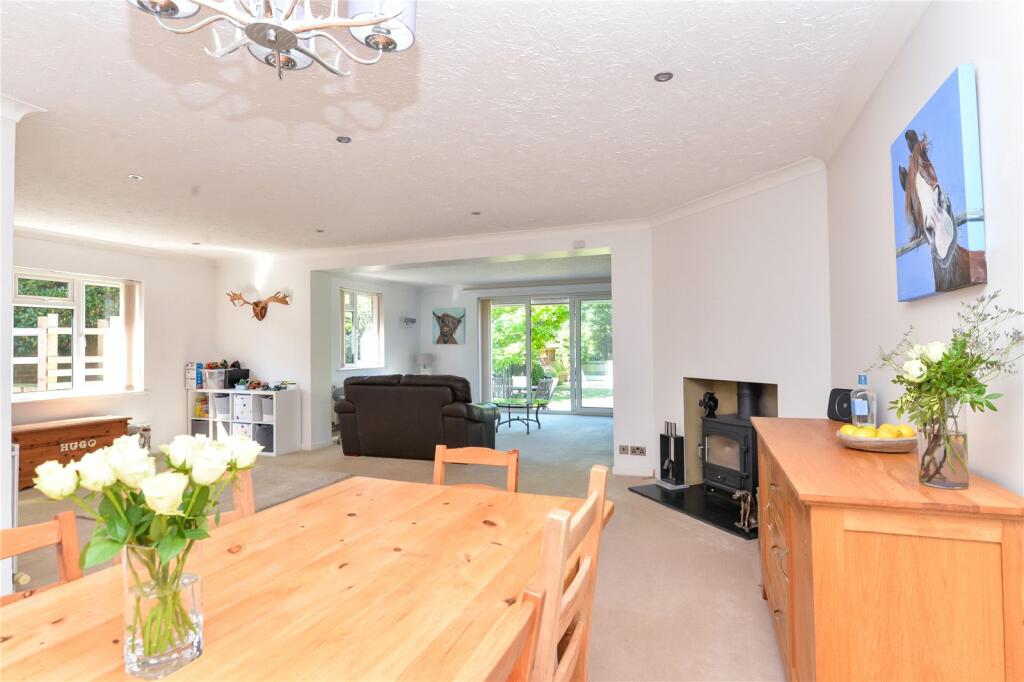 Additional image 2 of Chestnut Avenue, Barton on Sea, New Milton, Hampshire, BH25