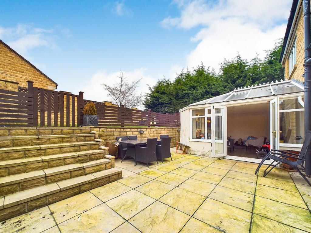 Additional image 18 of Agincourt Drive, Bingley