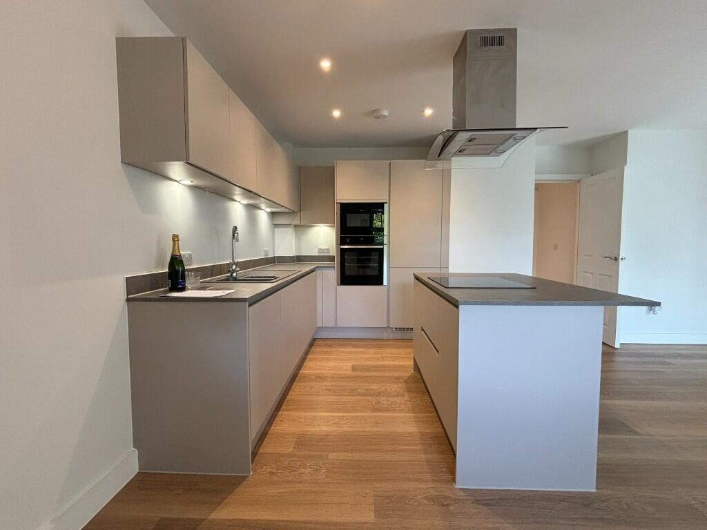 Additional image 7 of BH18 WOODLAND VIEW, Central Broadstone