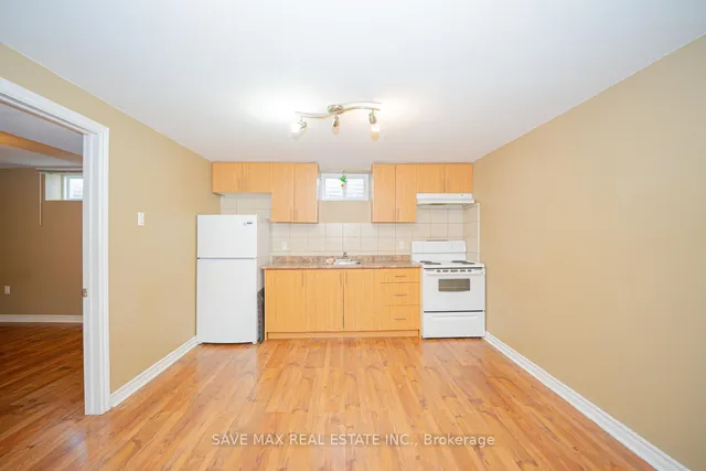 Additional image 25 of 102 SUTHERLAND Ave