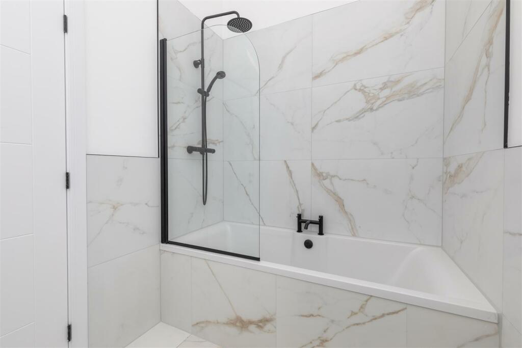 Additional image 11 of 3 Kents Yard