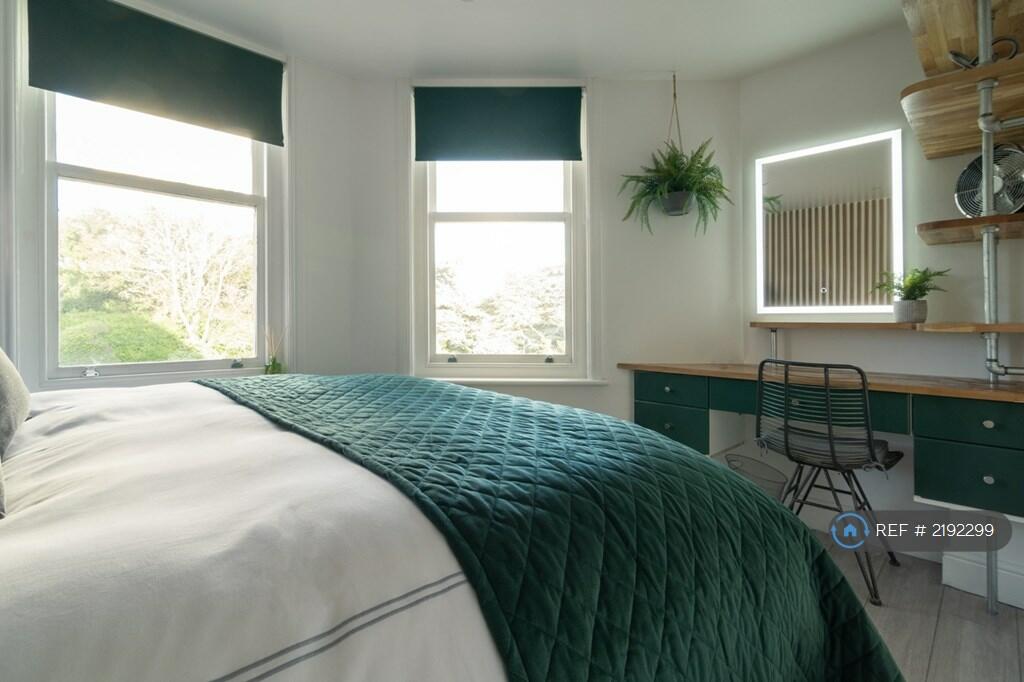 Additional image 5 of Lovely, Bournemouth, BH1