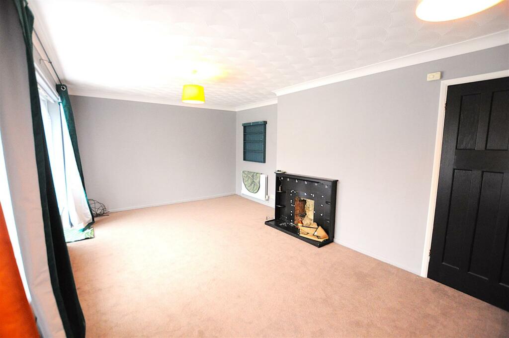 Additional image 7 of Oakleaf Drive, Polegate