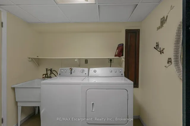 Additional image 24 of 1415 Hazelton Blvd Unit 33