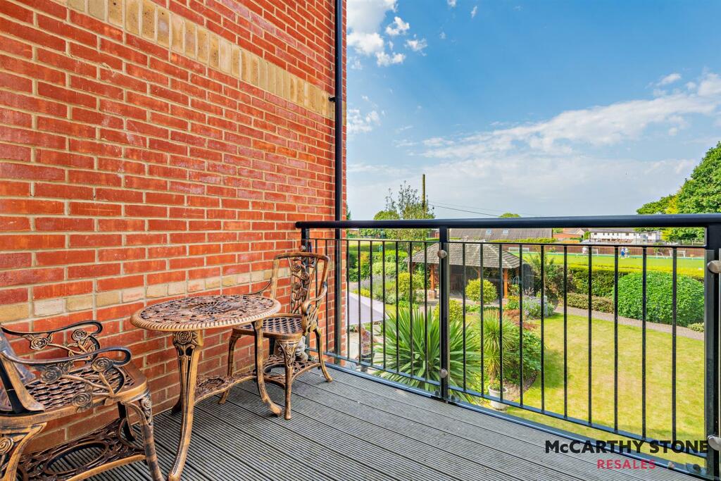Additional image 7 of Cornmantle Court, Parsonage Barn Lane, Ringwood, Hampshire, BH24  1WJ
