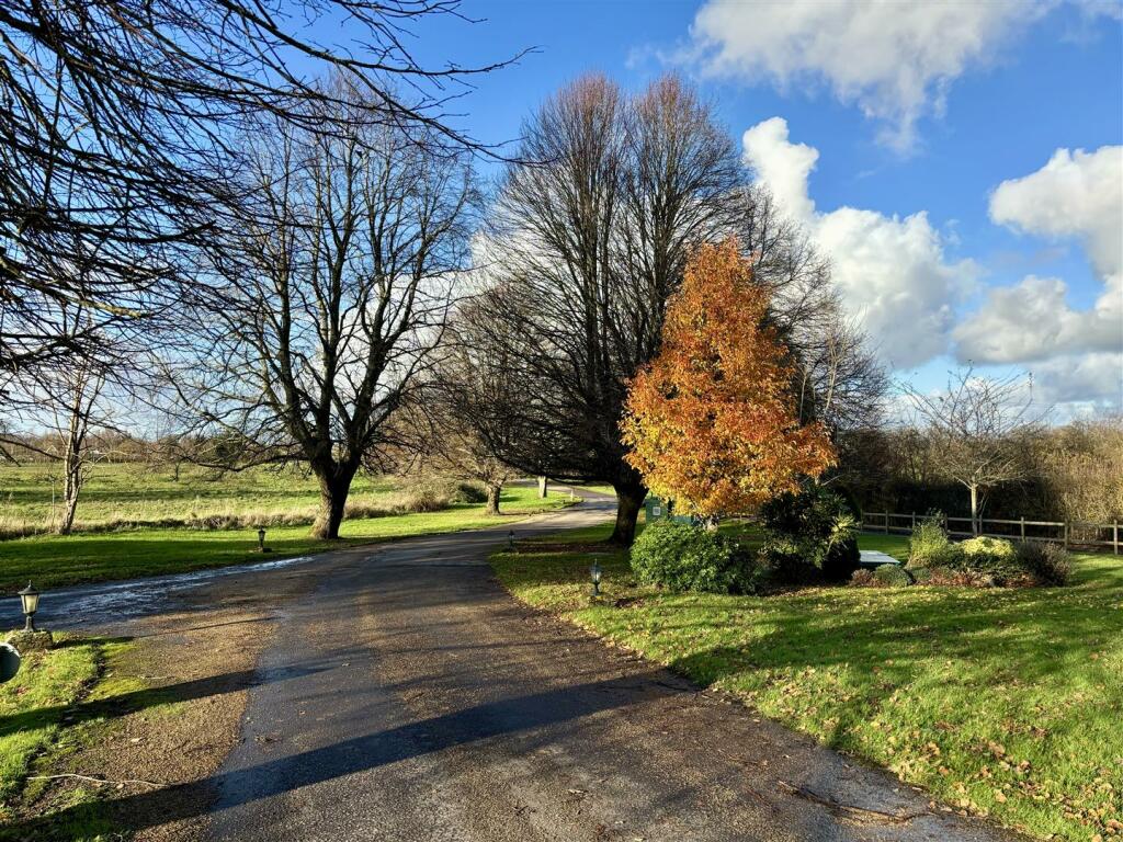 Additional image 22 of Henbury House Gardens, Sturminster Marshall