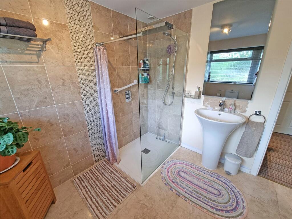 Additional image 16 of Daneswood Road, New Milton, Hampshire, BH25