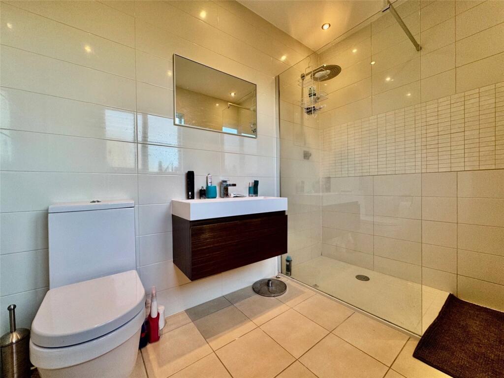 Additional image 8 of Cheyne Gardens, Bournemouth, Dorset, BH4