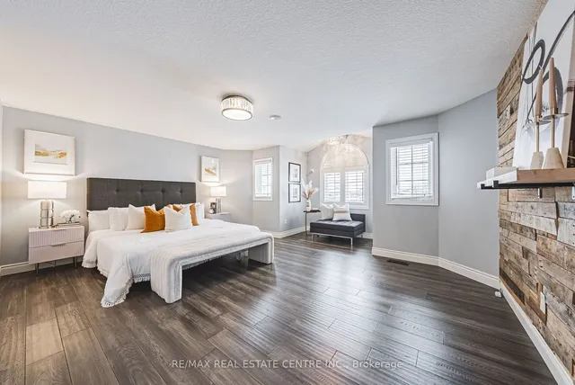 Additional image 19 of 524 Country Clair Pl