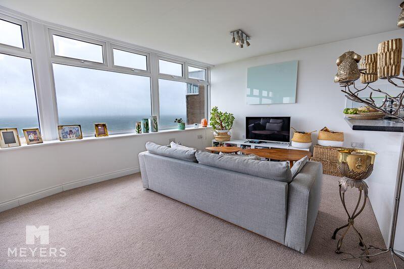 Additional image 3 of Carlinford, 26 Boscombe Cliff Road, Bournemouth, BH5