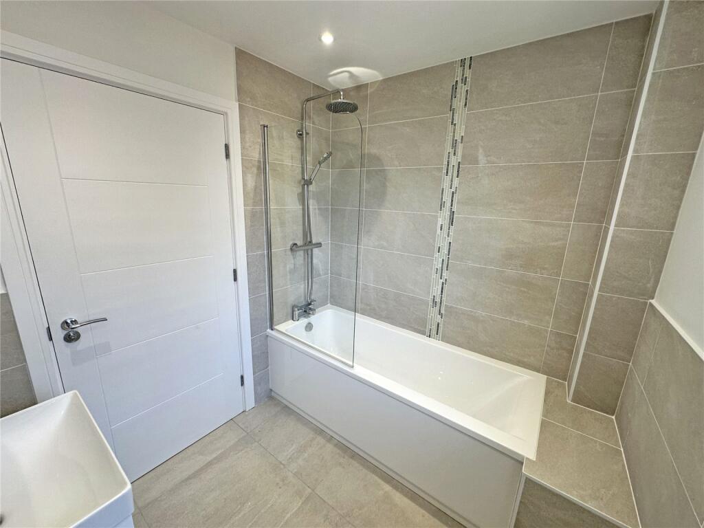 Additional image 11 of Andrew Lane, Ashley, New Milton, Hampshire, BH25