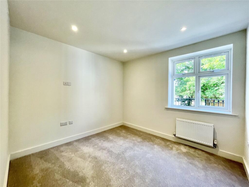 Additional image 5 of Lymington Road, Highcliffe On Sea, Christchurch, Dorset, BH23