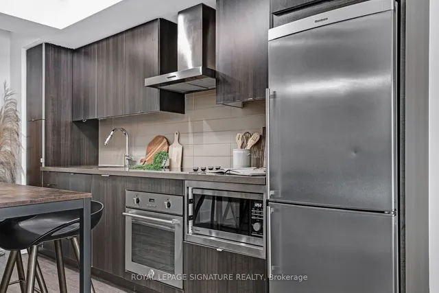 Additional image 9 of 300 Front St Unit 502