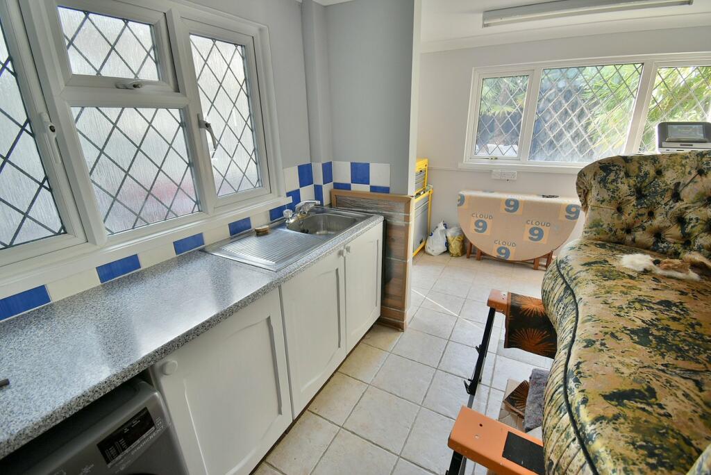 Additional image 16 of Queens Road, Ferndown, BH22