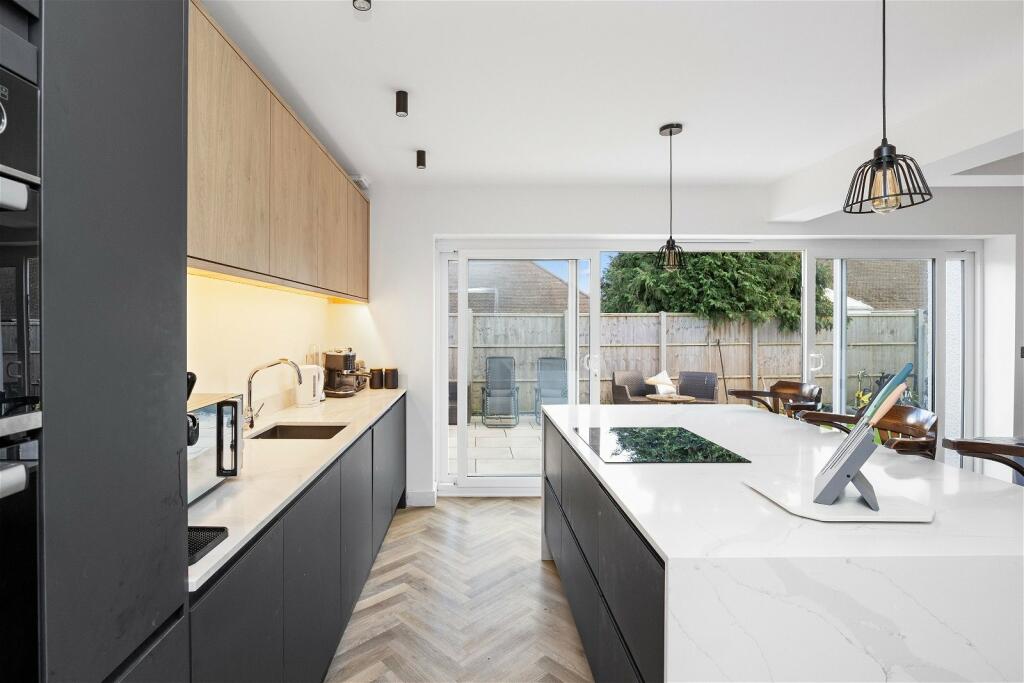 Additional image 11 of Hamilton Road, Lancing