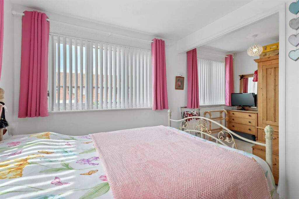 Additional image 16 of Leamland Walk, Hailsham