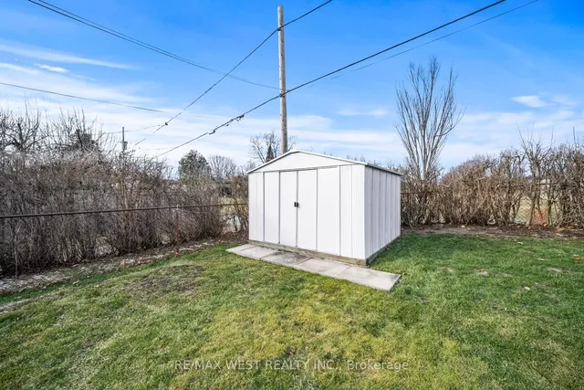 Additional image 32 of 56 Summitcrest Dr