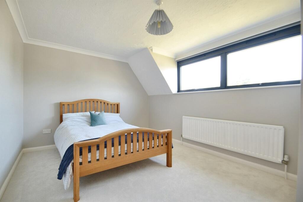 Additional image 17 of Broadstone