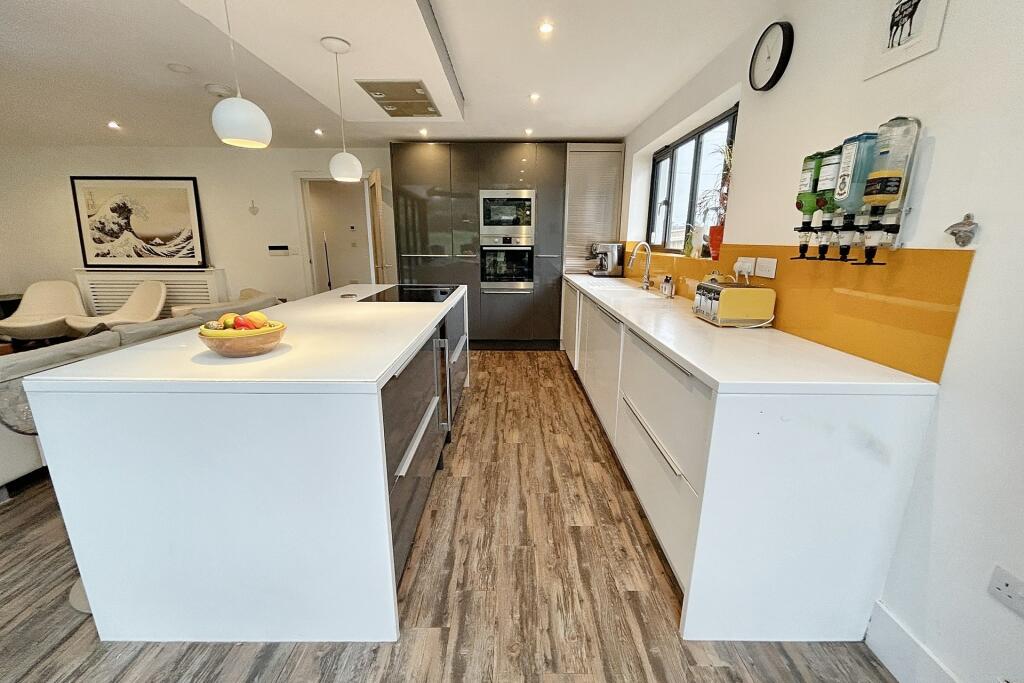 Additional image 7 of Sandford