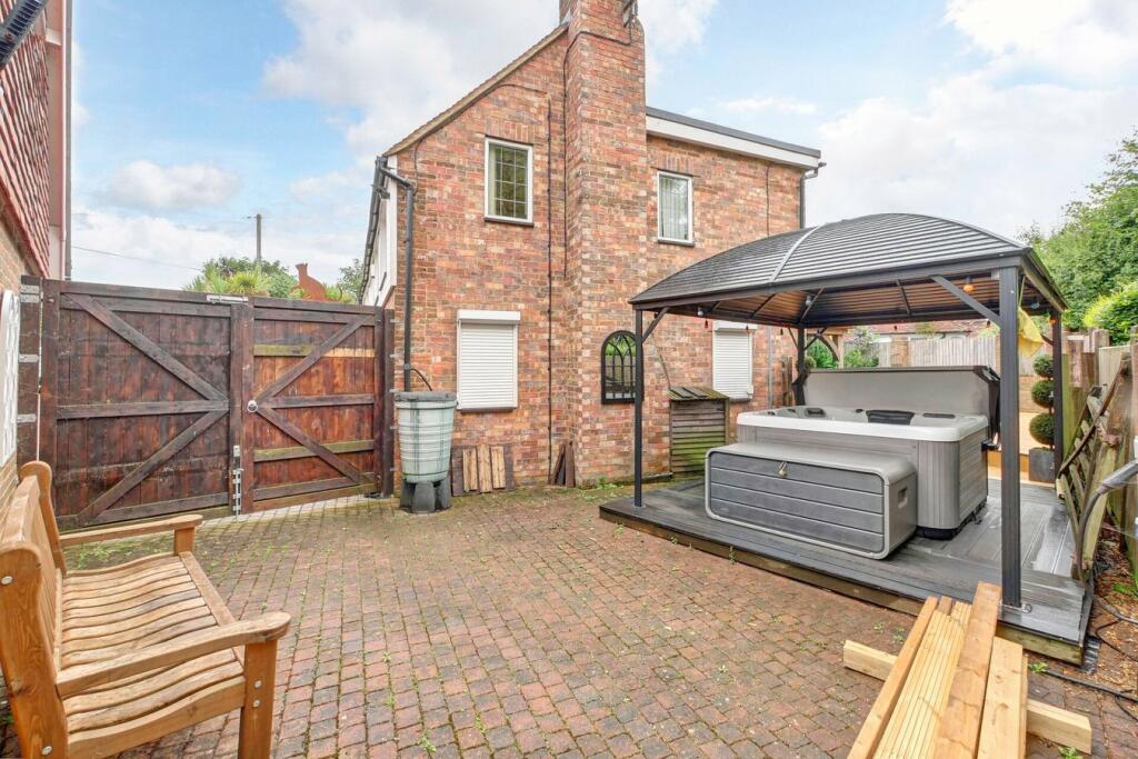 Additional image 37 of Windmill Hill, Herstmonceux, BN27