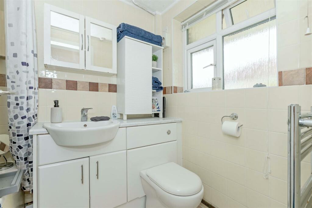 Additional image 3 of Seamill Park Crescent, Worthing