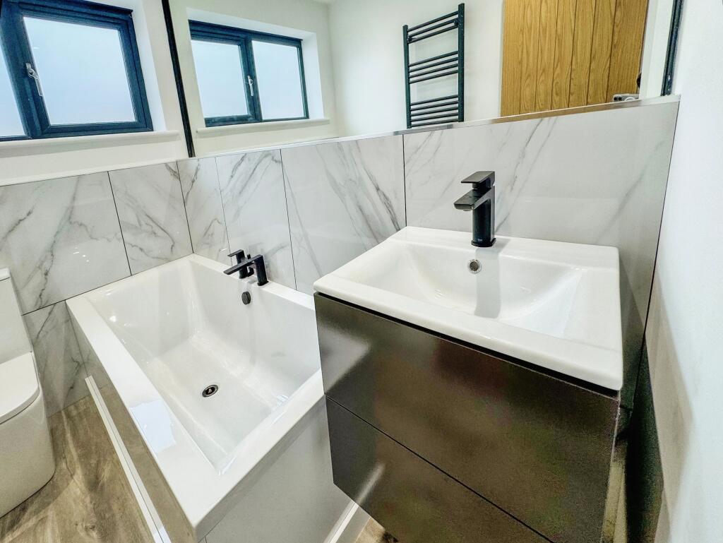 Additional image 24 of Swanbourne Road, Littlehampton, BN17