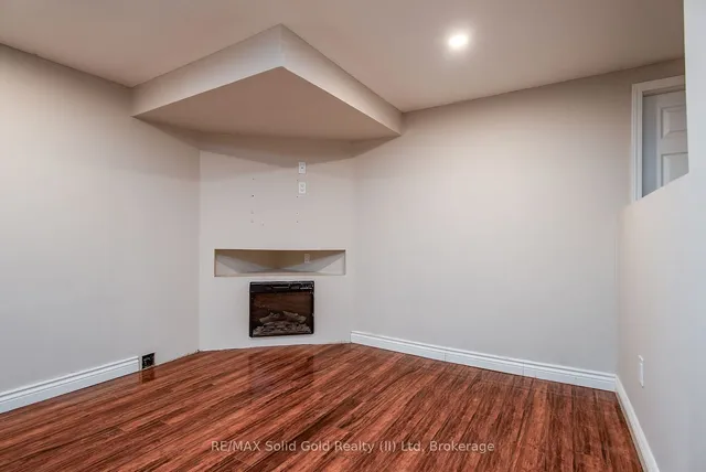 Additional image 37 of 162 Jansen Ave Unit 21