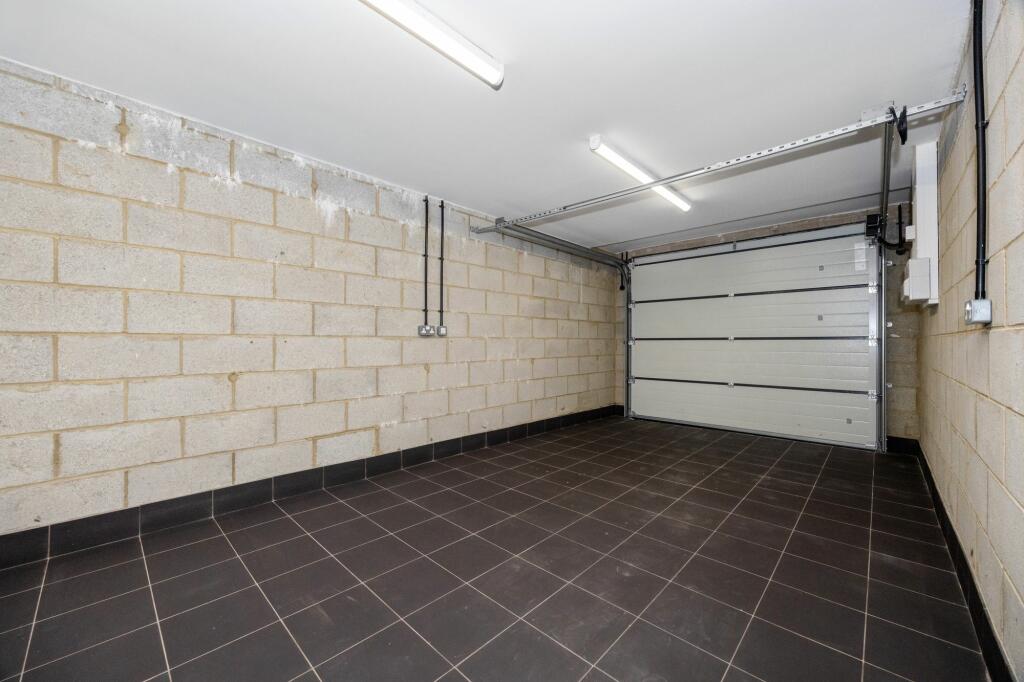 Additional image 27 of Marine, Skylarks, Ovingdean, BN2