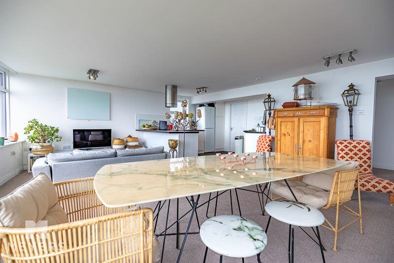 Additional image 5 of Carlinford, 26 Boscombe Cliff Road, Bournemouth, BH5