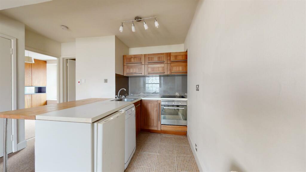 Additional image 13 of High Street, Swanage