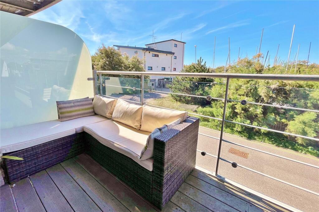 Additional image 18 of The Waterfront, Goring-by-Sea, Worthing, West Sussex, BN12