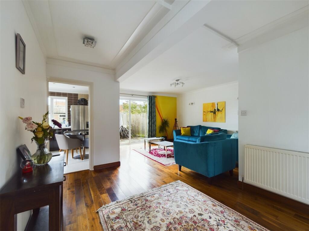 Additional image 24 of George V Avenue, Worthing, BN11