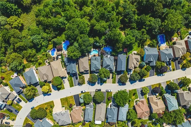 Additional image 33 of 94 Valmont St