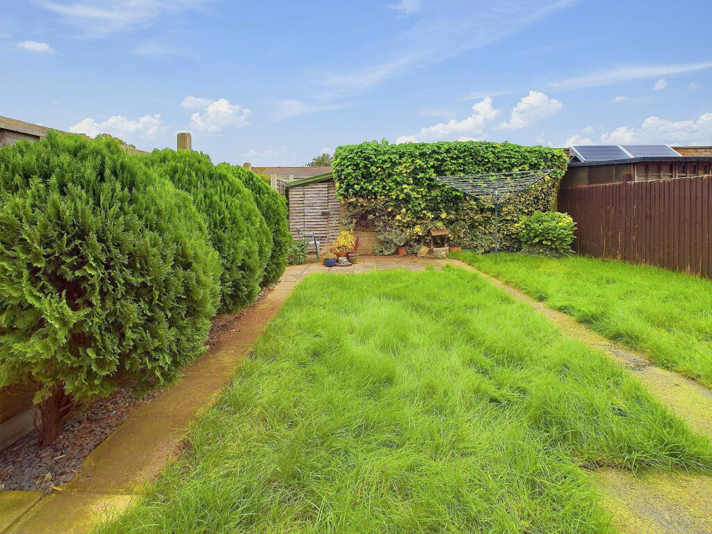 Additional image 16 of Willow Crescent, Worthing, BN13