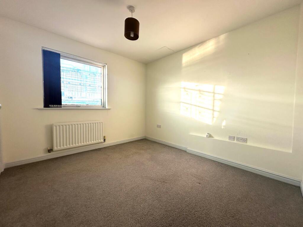 Additional image 4 of Murre House, Stone Close, Poole, BH15