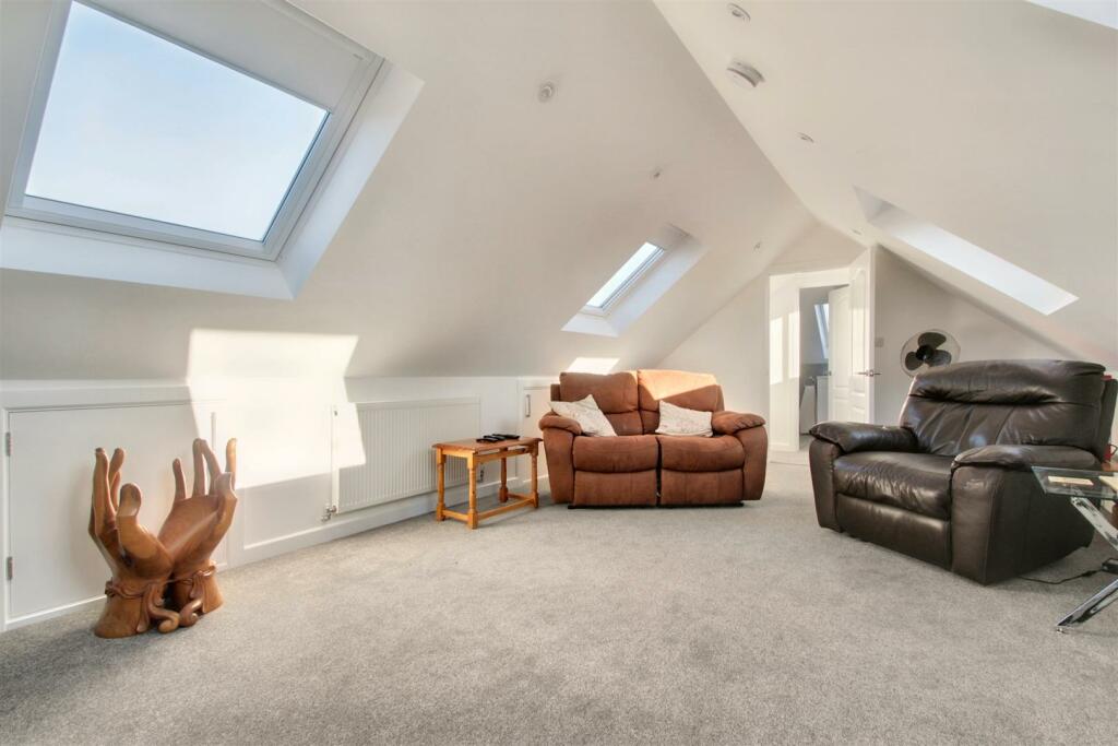 Additional image 17 of Glynde Avenue, Goring-By-Sea, Worthing