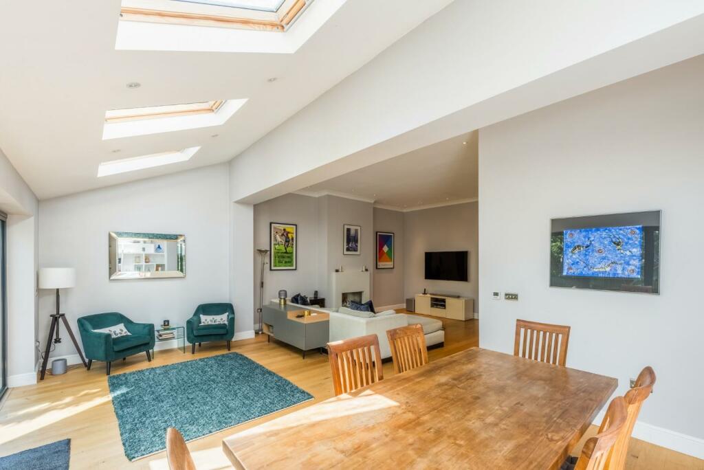 Additional image 24 of Woodland Drive, Hove