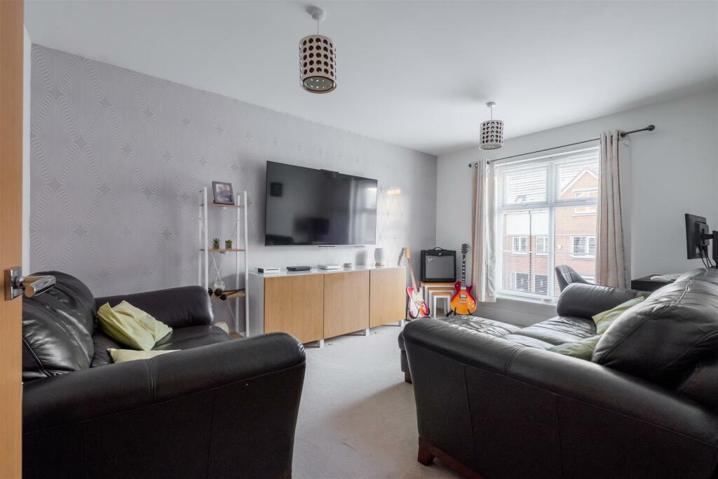 Additional image 10 of Spinners Avenue, Scholes, Cleckheaton, BD19 6AS