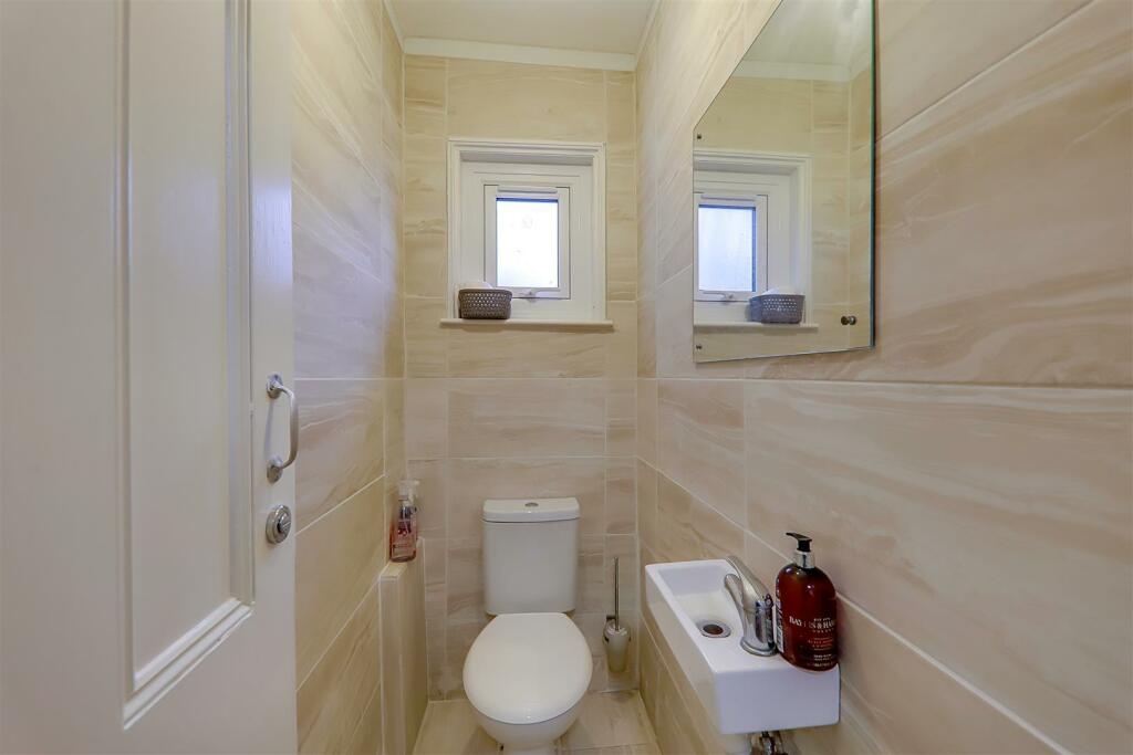 Additional image 5 of Warwick Gardens, Worthing, BN11