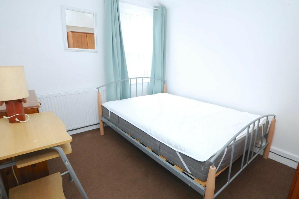 Additional image 4 of 4 Bed Student House on Waterloo Road - SEE VIDEO TOUR