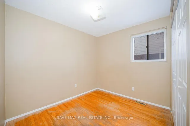 Additional image 17 of 102 SUTHERLAND Ave