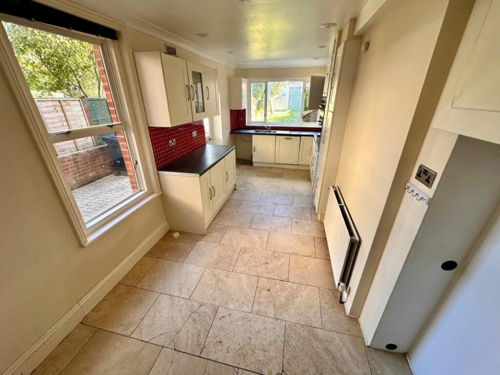 Additional image 25 of 15 York Road, Broadstone, Dorset, BH18 8EW