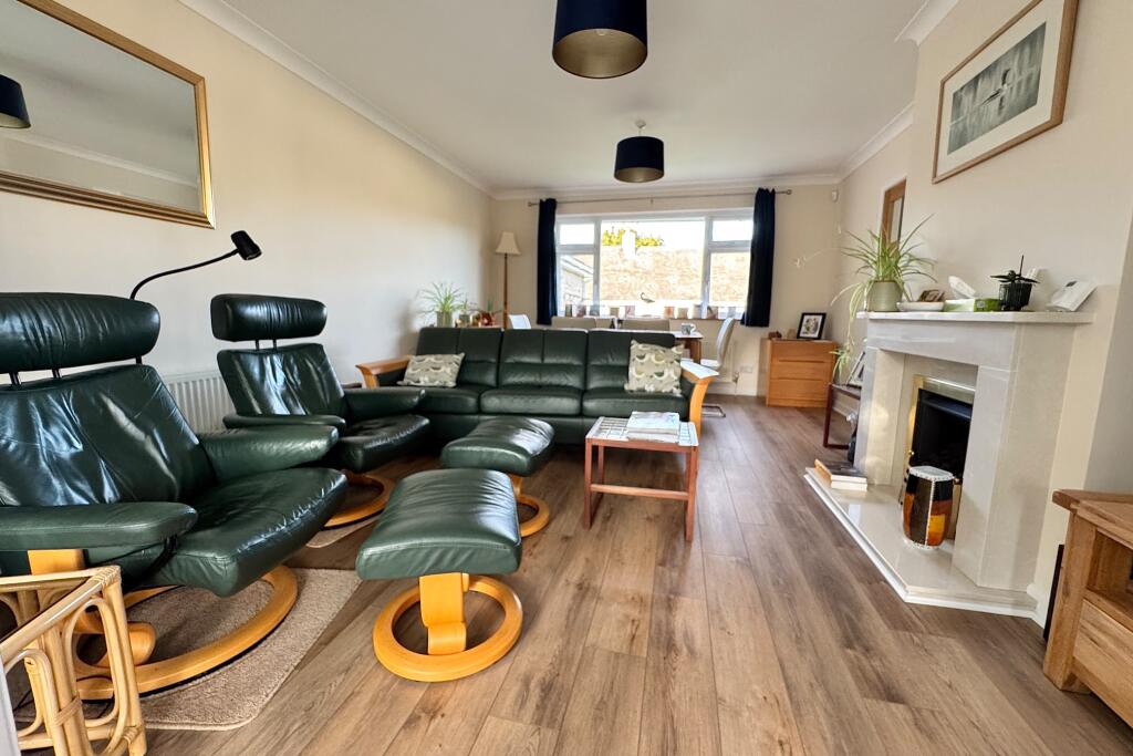 Additional image 17 of HIGHER GARDENS, CORFE CASTLE