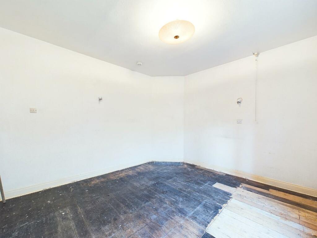 Additional image 7 of Aire View Drive, Sandbeds, Keighley