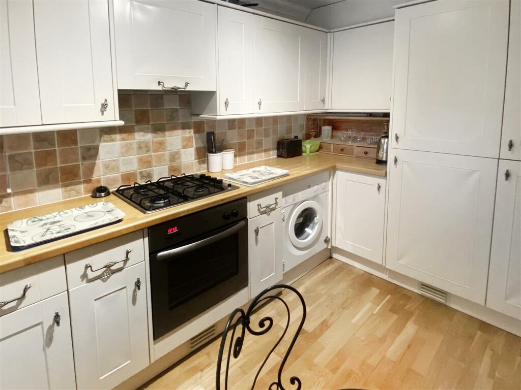 Additional image 7 of Elm Farm Cottages, Old Manor Road, Rustington