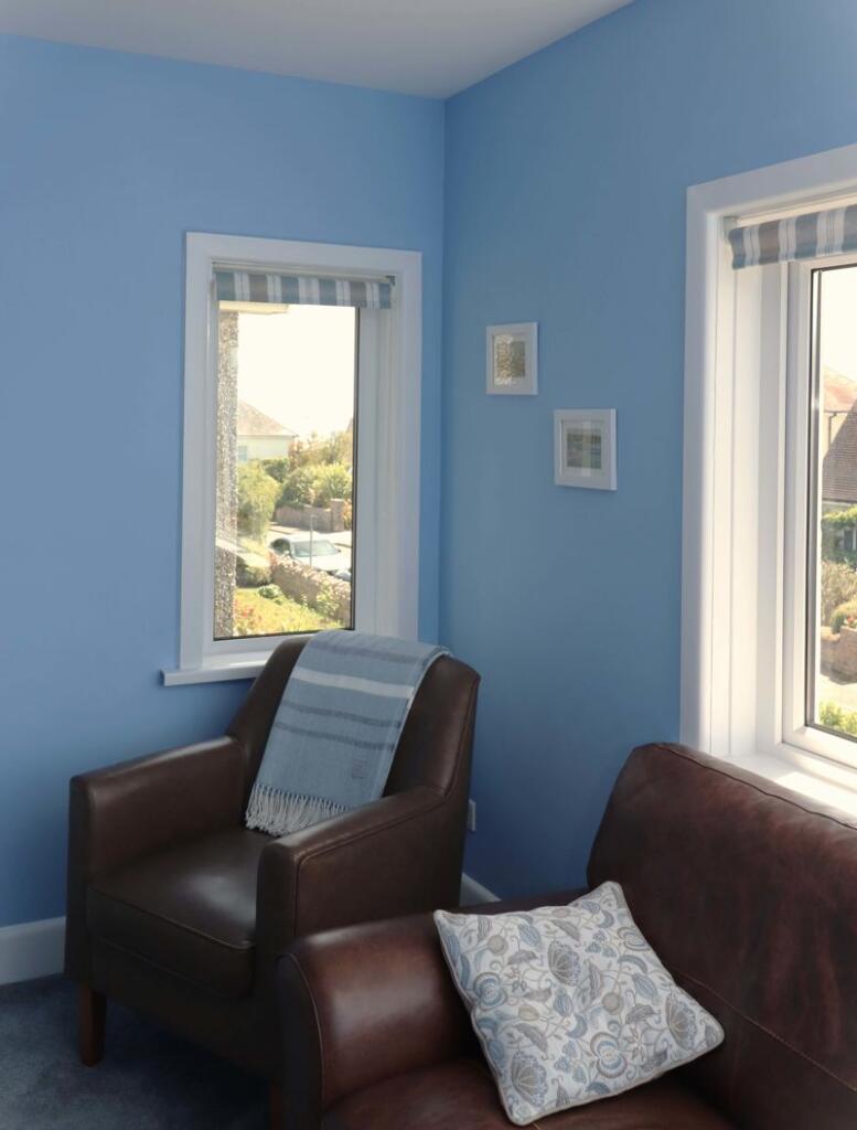 Additional image 9 of FIRST FLOOR APARTMENT WITH SEA GLIMPSES, A SHORT WALK FROM THE BEACH & TOWN CENTRE