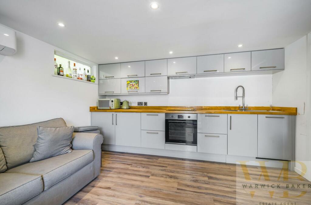 Additional image 20 of Mill Hill, Shoreham-By-Sea