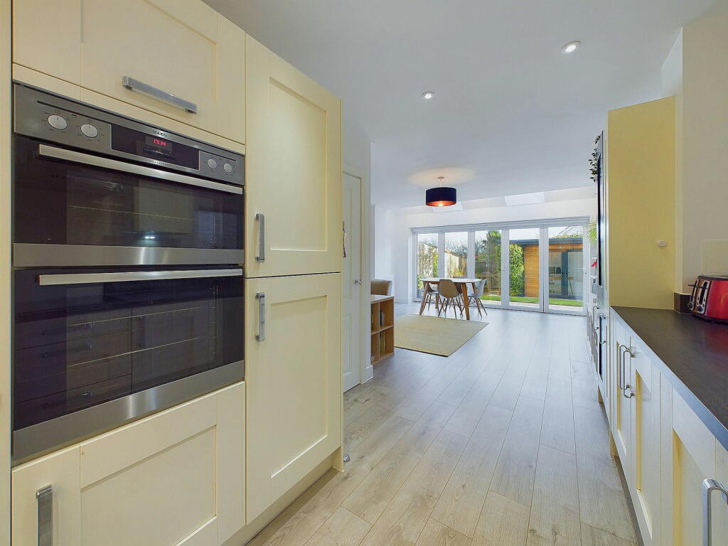 Additional image 7 of Gatton Park Lane, Brighton, BN1 5BQ
