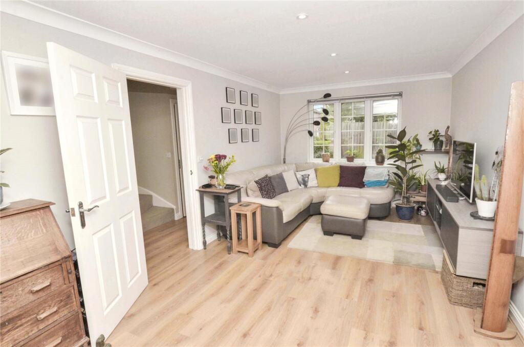 Additional image 10 of Cracklewood Close, West Moors, Ferndown, Dorset, BH22